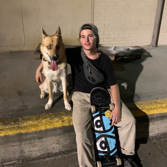 Meet your Posher, Zakkary - Picture 1 of 1